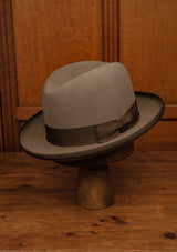 Homburg Beechwood w/ Dark Chocolate Ribbon