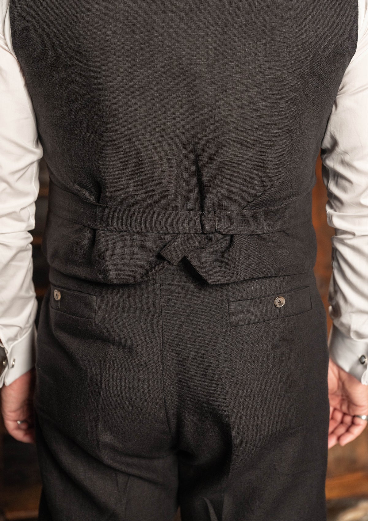 Hawthorne Cropped Waistcoat - Farriers Black Linen