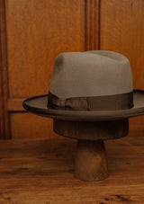 Homburg Beechwood w/ Dark Chocolate Ribbon