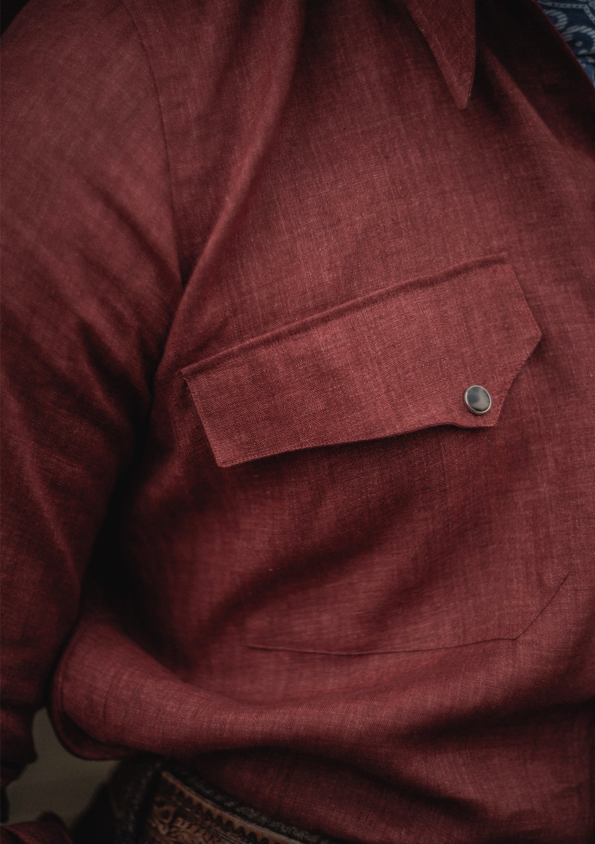 Early Western Shirt - Rust Red Lightweight Linen